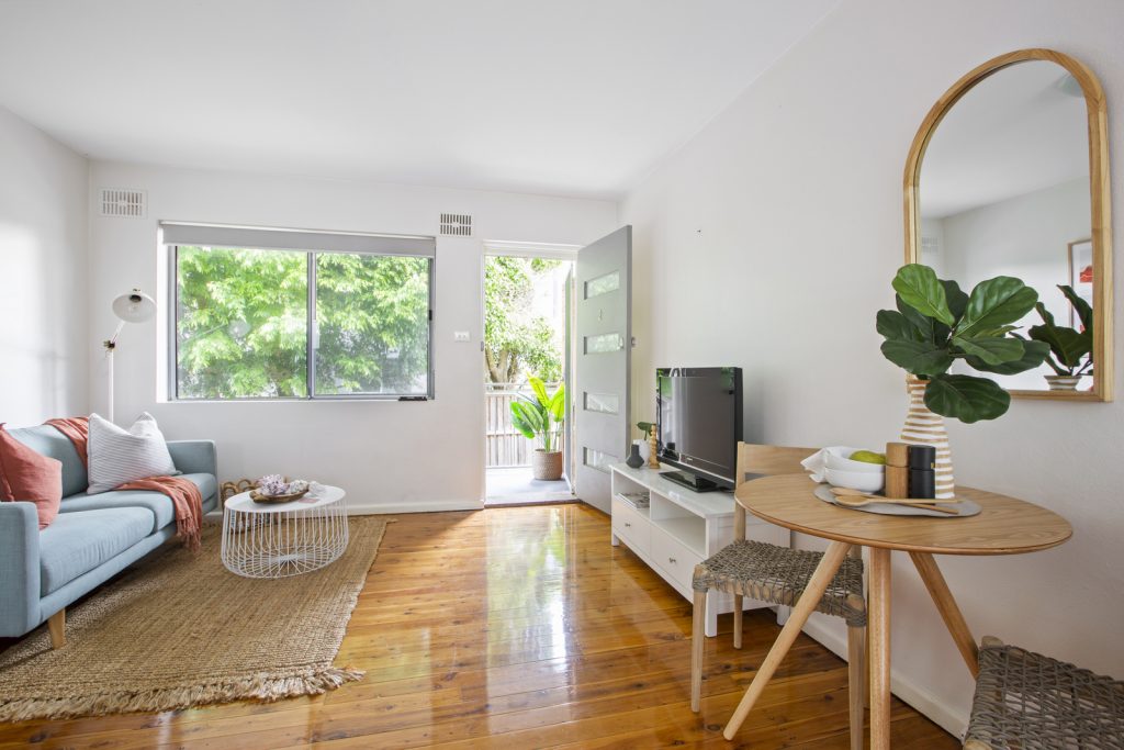 Tale of the Sale – 37 Adams Street, Curl Curl